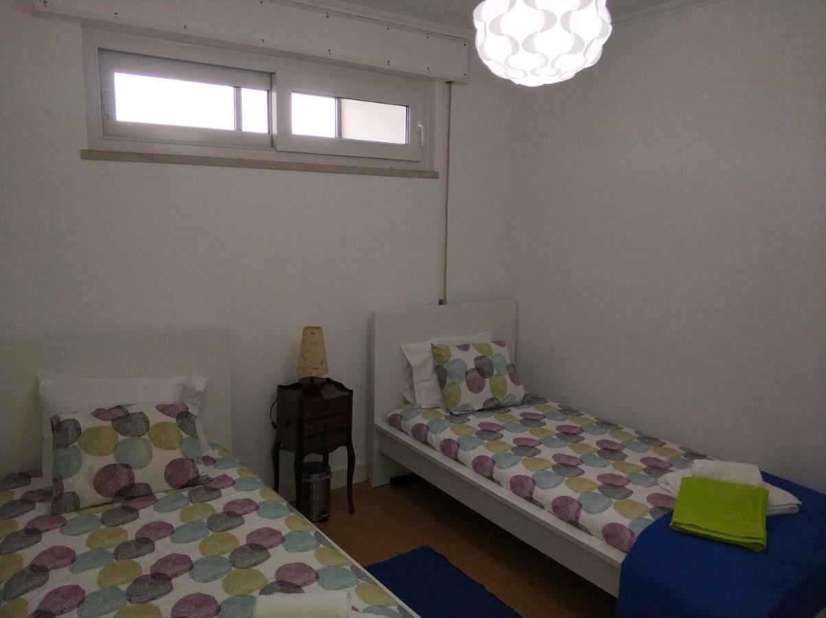 Lila'S Beach Apartment São Roque Eksteriør billede