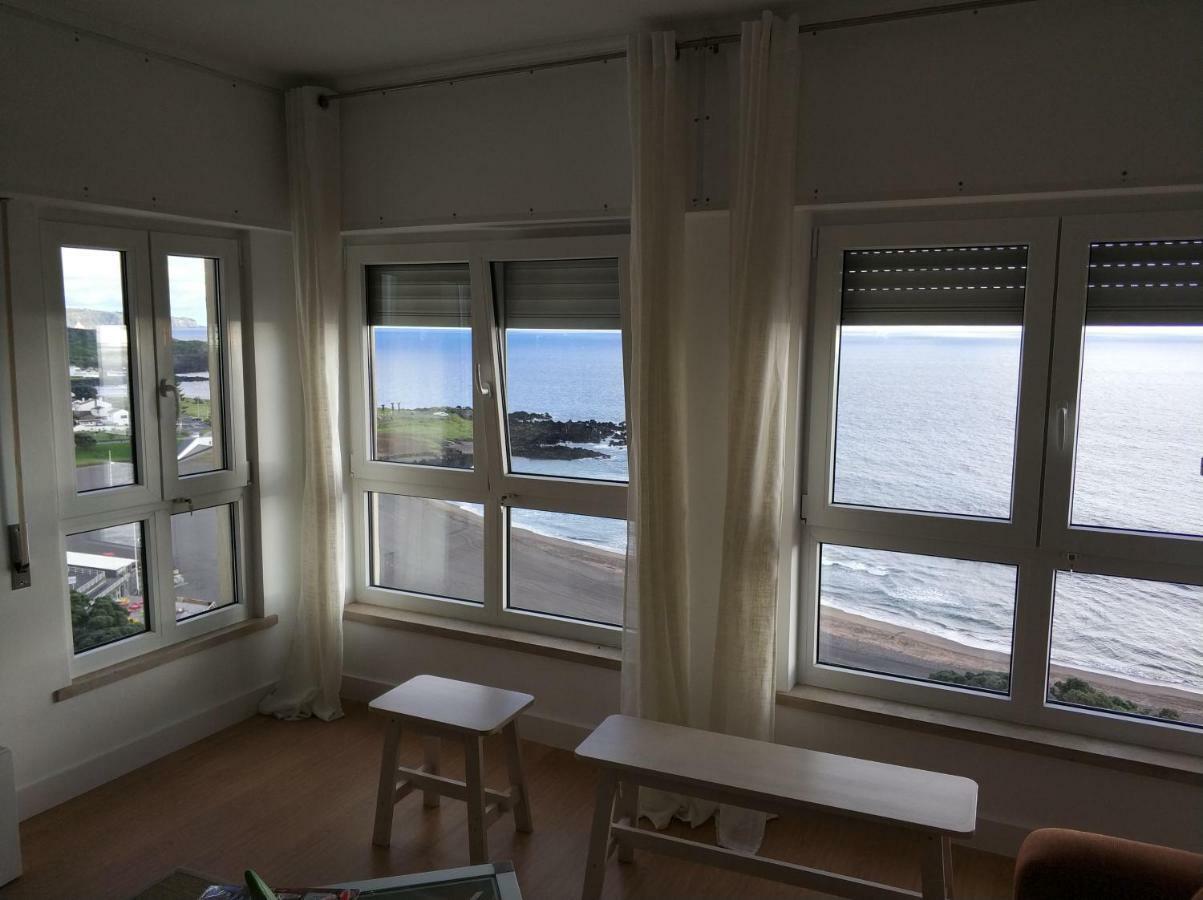 Lila'S Beach Apartment São Roque Eksteriør billede