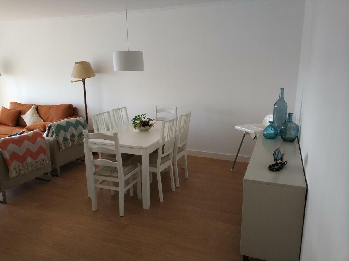 Lila'S Beach Apartment São Roque Eksteriør billede